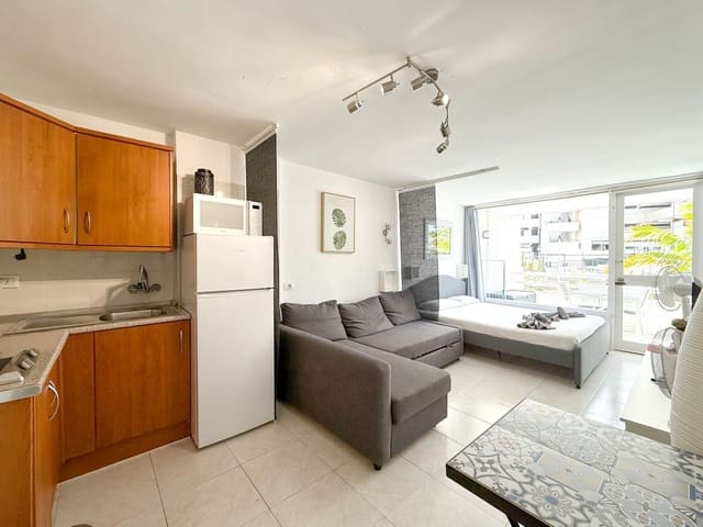 Appartement à vendre à Playa de las Américas, Adeje avec piscine garage - 203 000 € (Ref: 9256745)