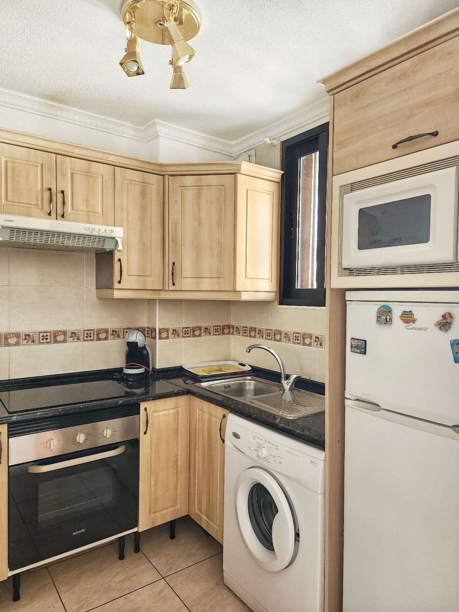 2 chambre Appartement à vendre à Los Cristianos avec piscine - 425 000 € (Ref: 9272083)