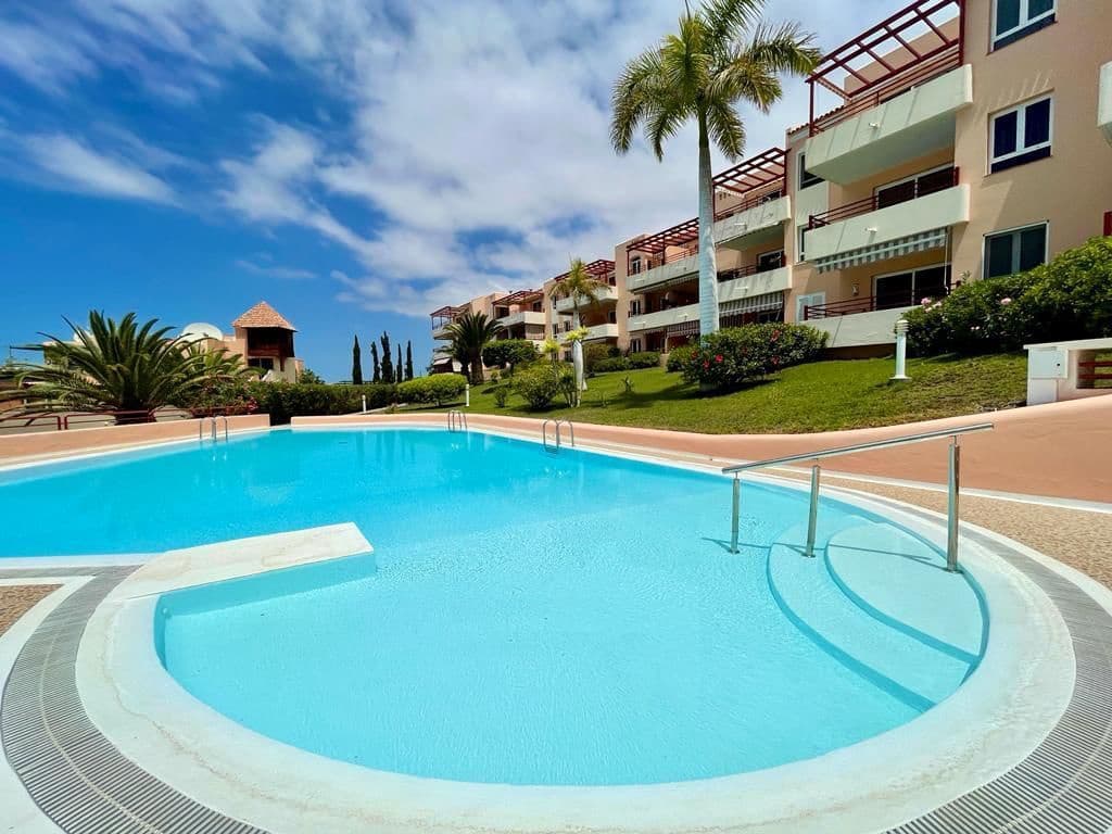 2 bedroom Apartment for sale in El Madronal with pool garage - € 460,000 (Ref: 9280891)