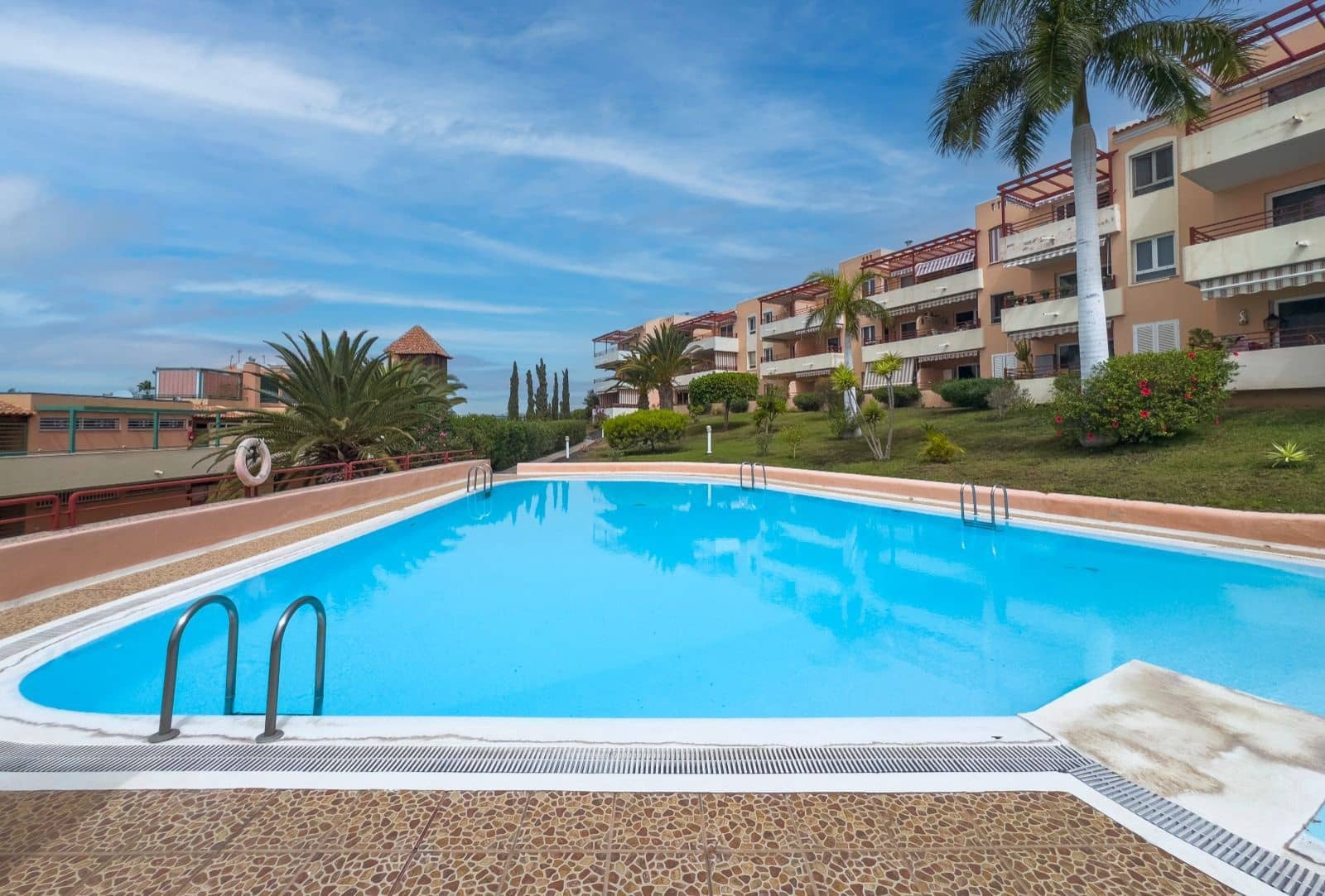 2 bedroom Apartment for sale in El Madronal with pool garage - € 460,000 (Ref: 9280891)