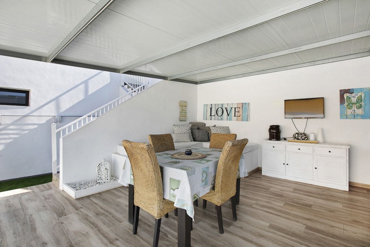 4 slaapkamer Villa te koop in Armenime met zwembad garage - € 785.000 (Ref: 9280892)