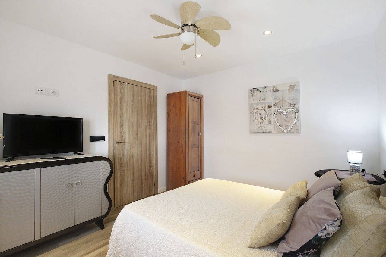 4 slaapkamer Villa te koop in Armenime met zwembad garage - € 785.000 (Ref: 9280892)