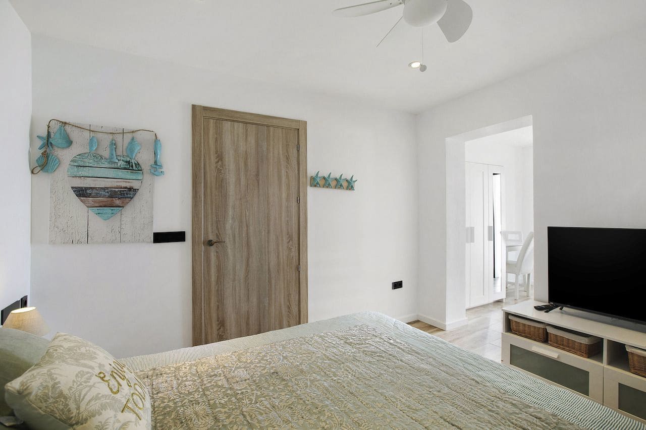 4 slaapkamer Villa te koop in Armenime met zwembad garage - € 785.000 (Ref: 9280892)