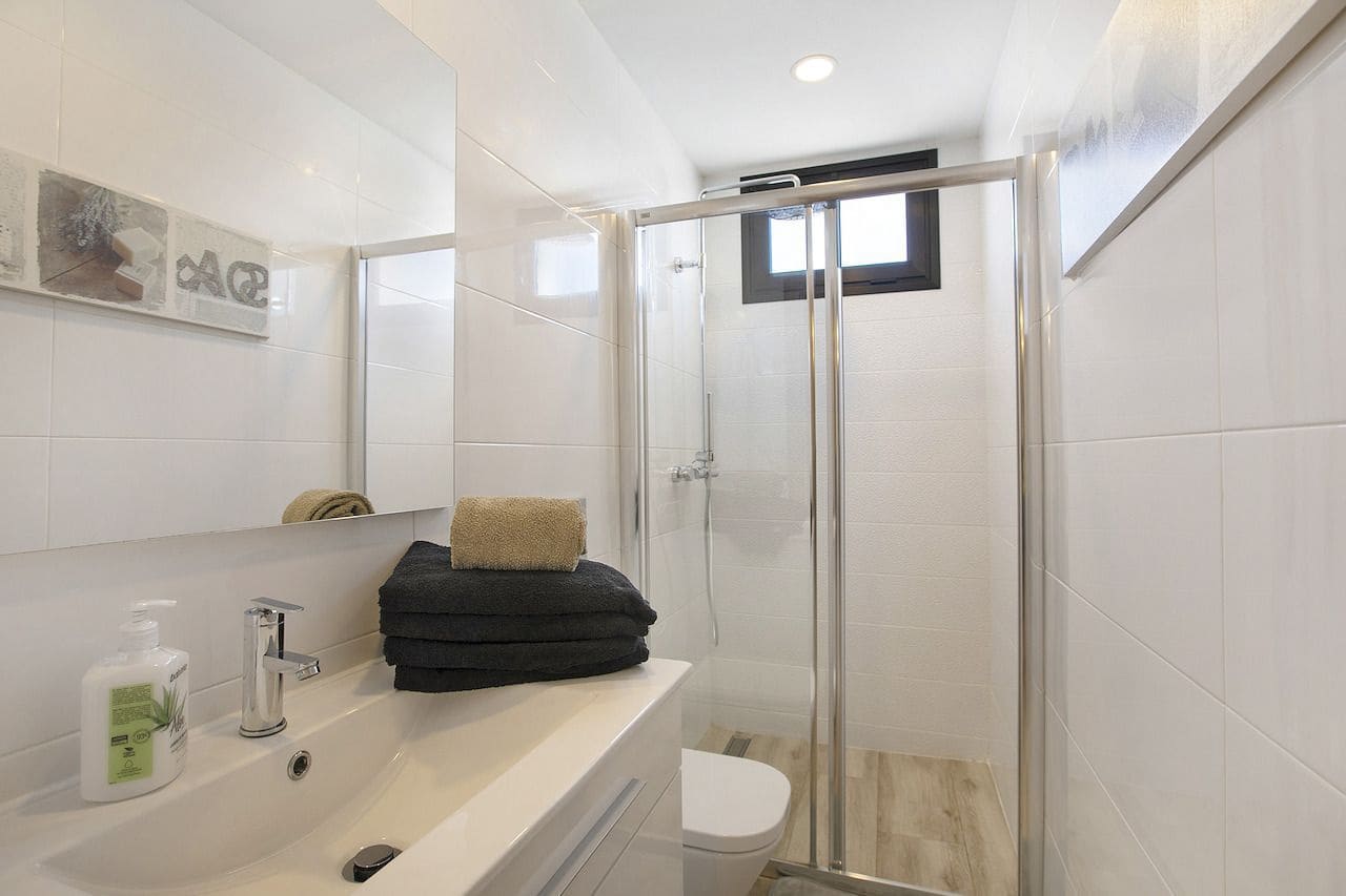 4 slaapkamer Villa te koop in Armenime met zwembad garage - € 785.000 (Ref: 9280892)