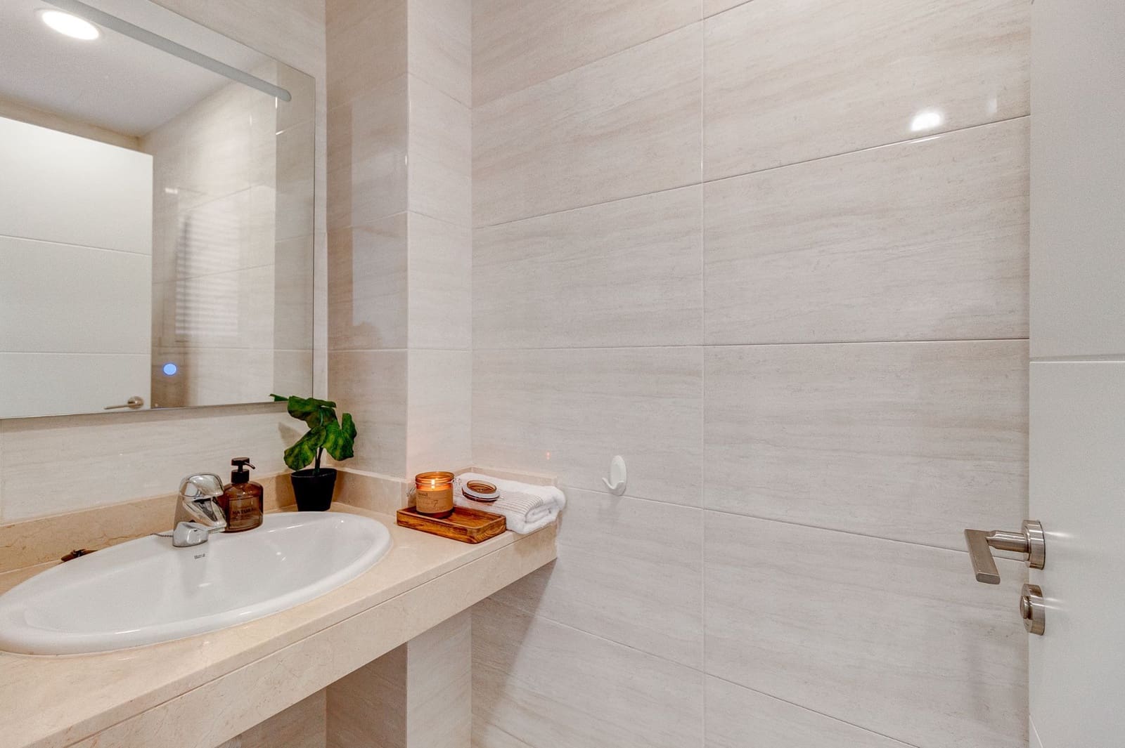 3 slaapkamer Halfvrijstaande villa te koop in Santiago del Teide met zwembad garage - € 550.000 (Ref: 9280894)