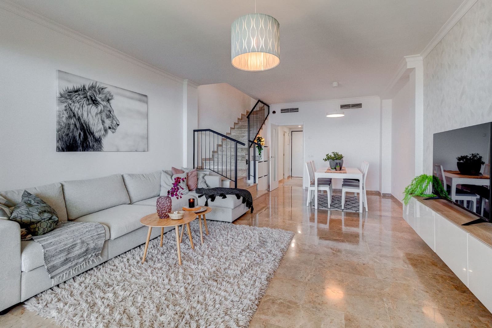 3 slaapkamer Halfvrijstaande villa te koop in Santiago del Teide met zwembad garage - € 550.000 (Ref: 9280894)