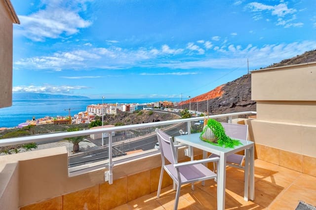 3 slaapkamer Halfvrijstaande villa te koop in Puerto Santiago, Santiago del Teide met zwembad garage - € 550.000 (Ref: 9280894)