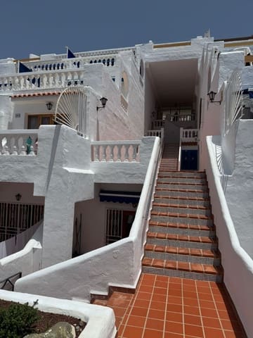 Appartement te koop in Los Cristianos, Arona met zwembad - € 199.999 (Ref: 9287490)