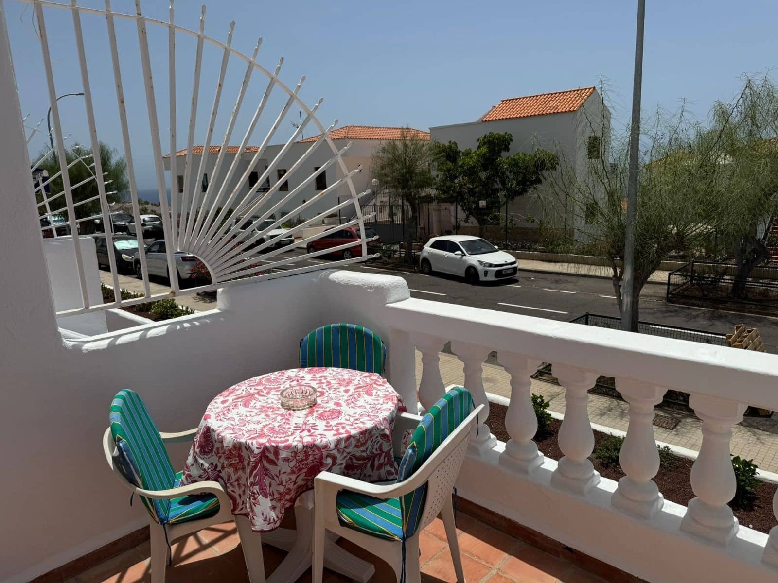 Appartement te koop in Los Cristianos met zwembad - € 199.999 (Ref: 9287490)