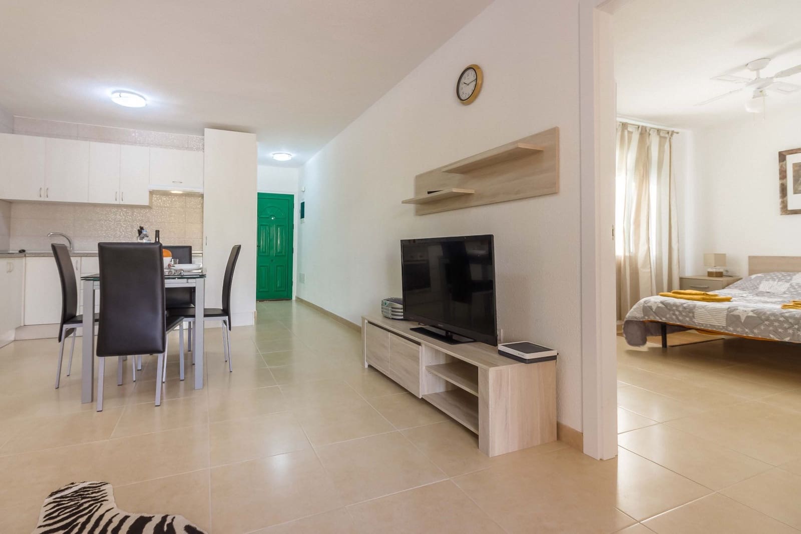 2 sovrum Lägenhet till salu i Costa Adeje med pool - 405 000 € (Ref: 9303053)