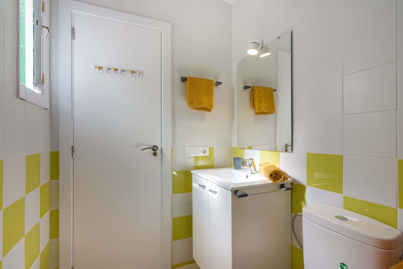 2 sovrum Lägenhet till salu i Costa Adeje med pool - 405 000 € (Ref: 9303053)