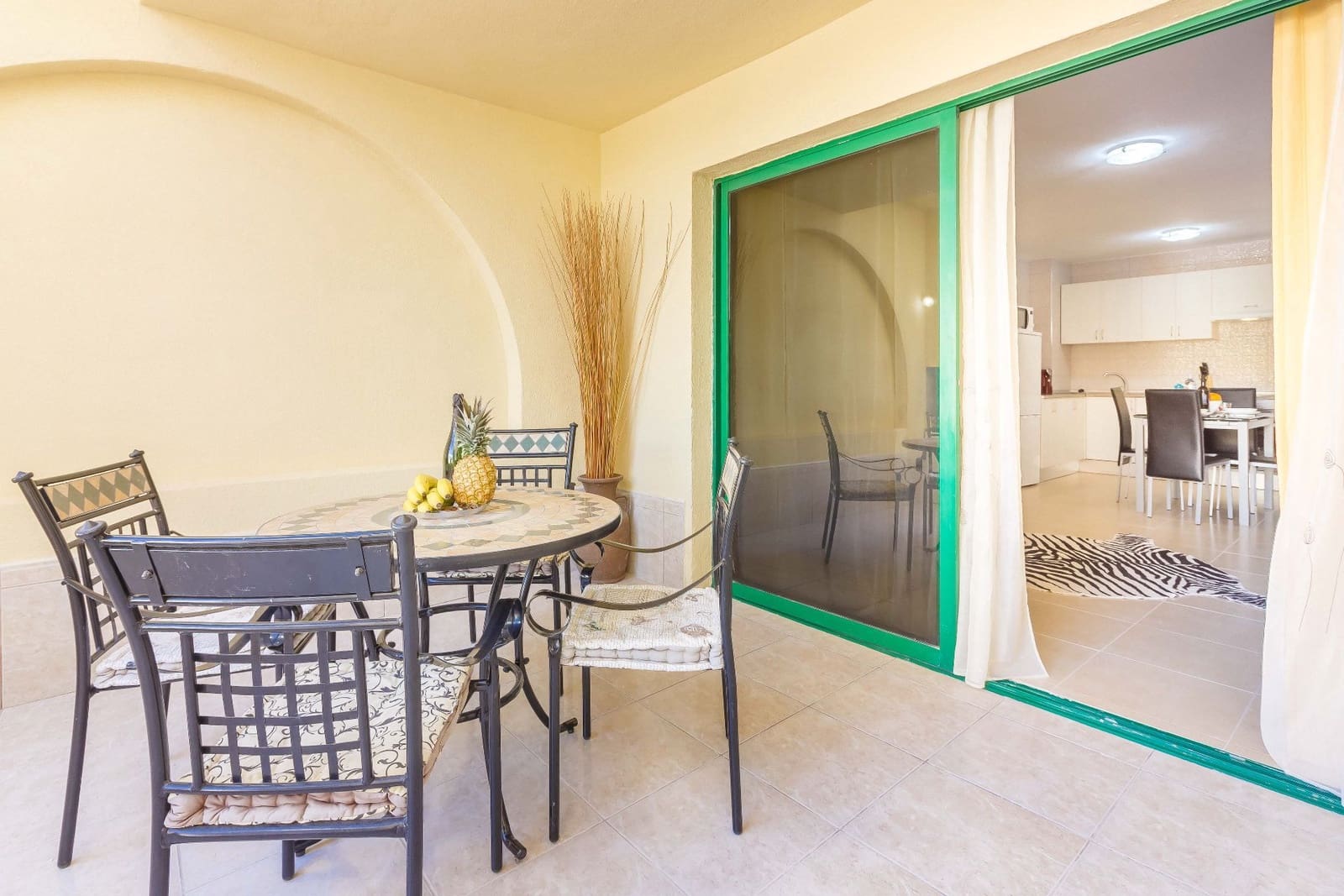 2 sovrum Lägenhet till salu i Costa Adeje med pool - 405 000 € (Ref: 9303053)