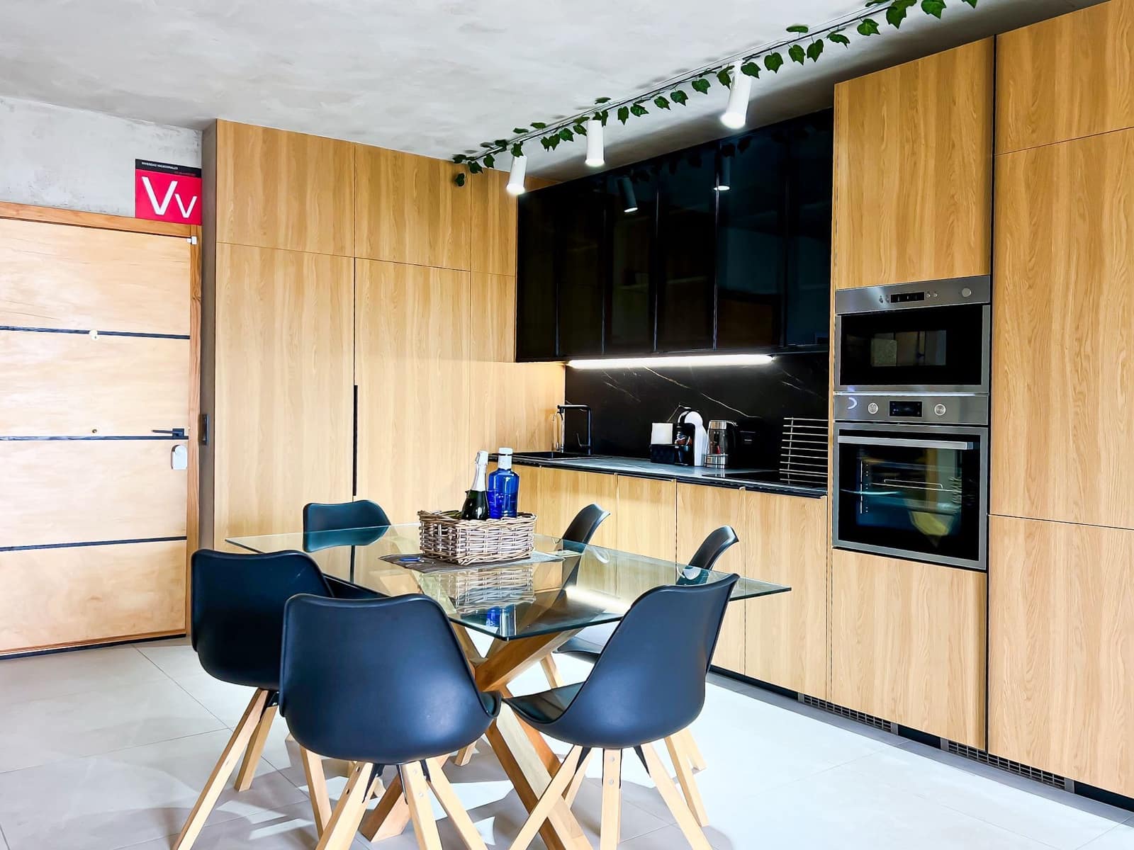 Apartamento en Costa Adeje en venta con piscina garaje - 350.000 € (Ref: 9303054)