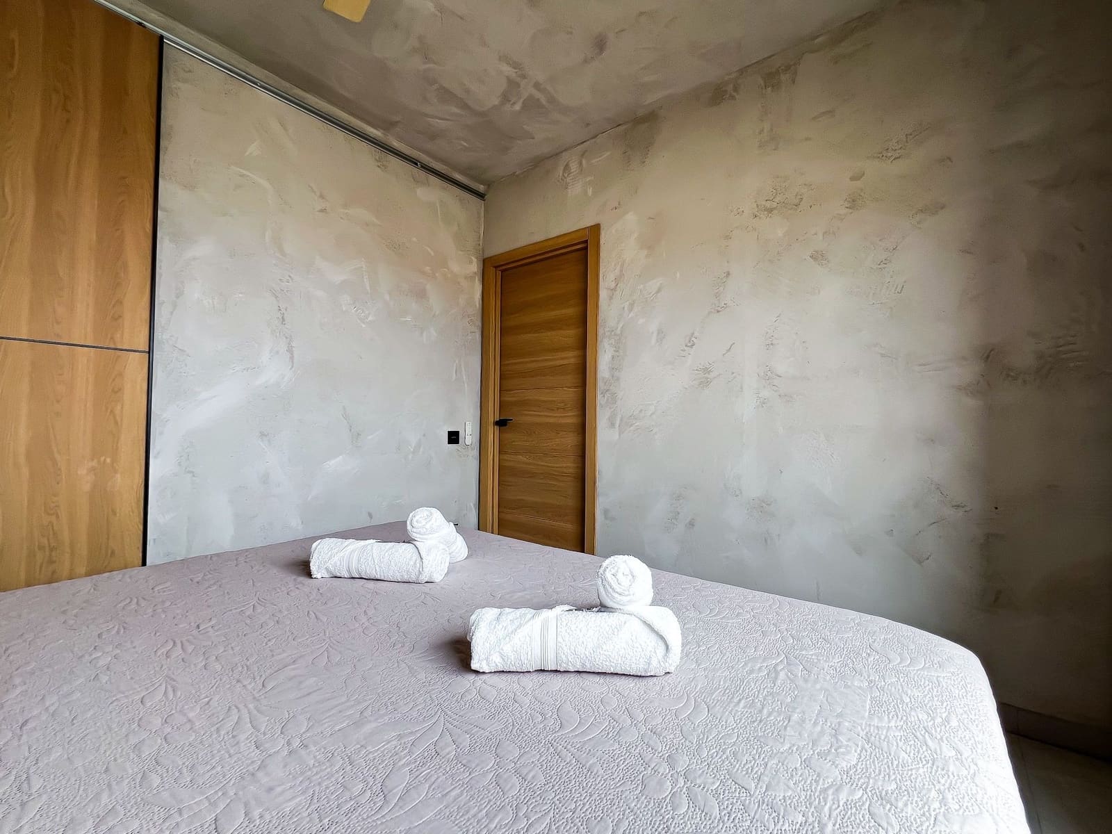 Apartamento en Costa Adeje en venta con piscina garaje - 350.000 € (Ref: 9303054)