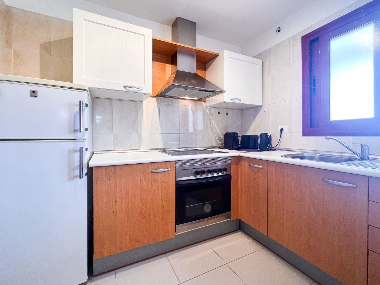 2 slaapkamer Appartement te koop in Palm-Mar met zwembad garage - € 459.000 (Ref: 9308223)