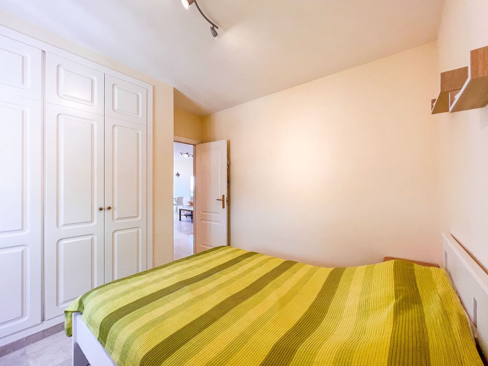 2 slaapkamer Appartement te koop in Palm-Mar met zwembad garage - € 459.000 (Ref: 9308223)