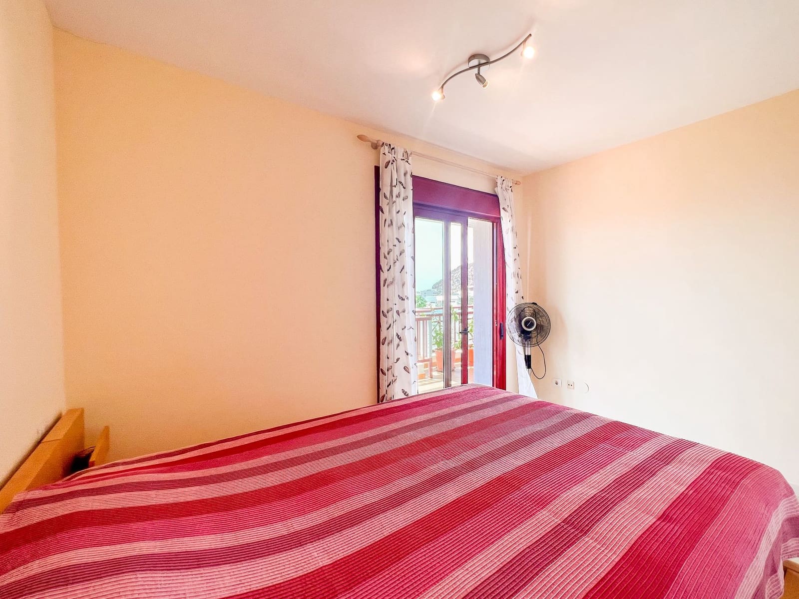 2 slaapkamer Appartement te koop in Palm-Mar met zwembad garage - € 459.000 (Ref: 9308223)