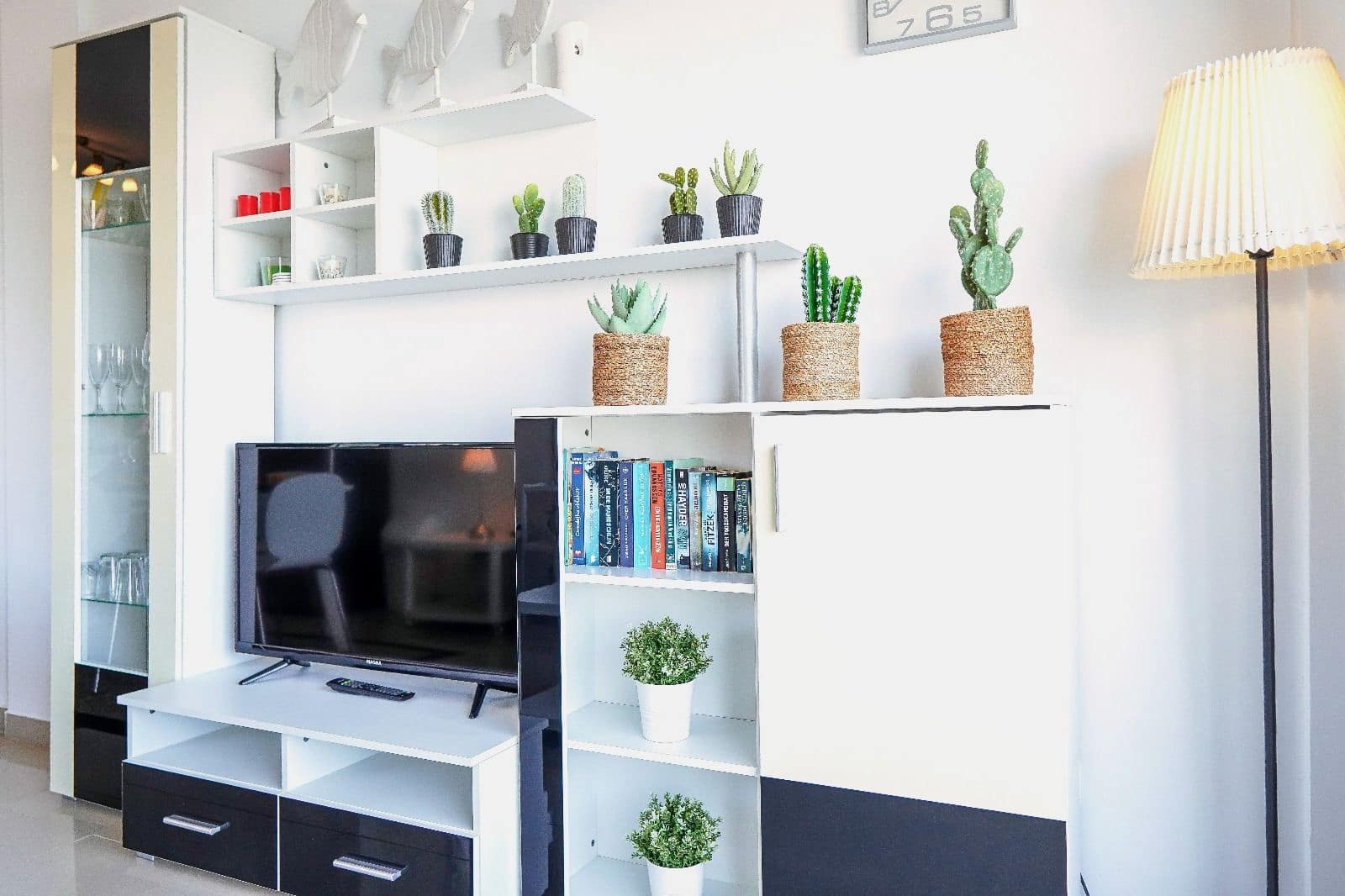 2 bedroom Apartment for sale in Costa Adeje with pool - € 395,000 (Ref: 9308224)