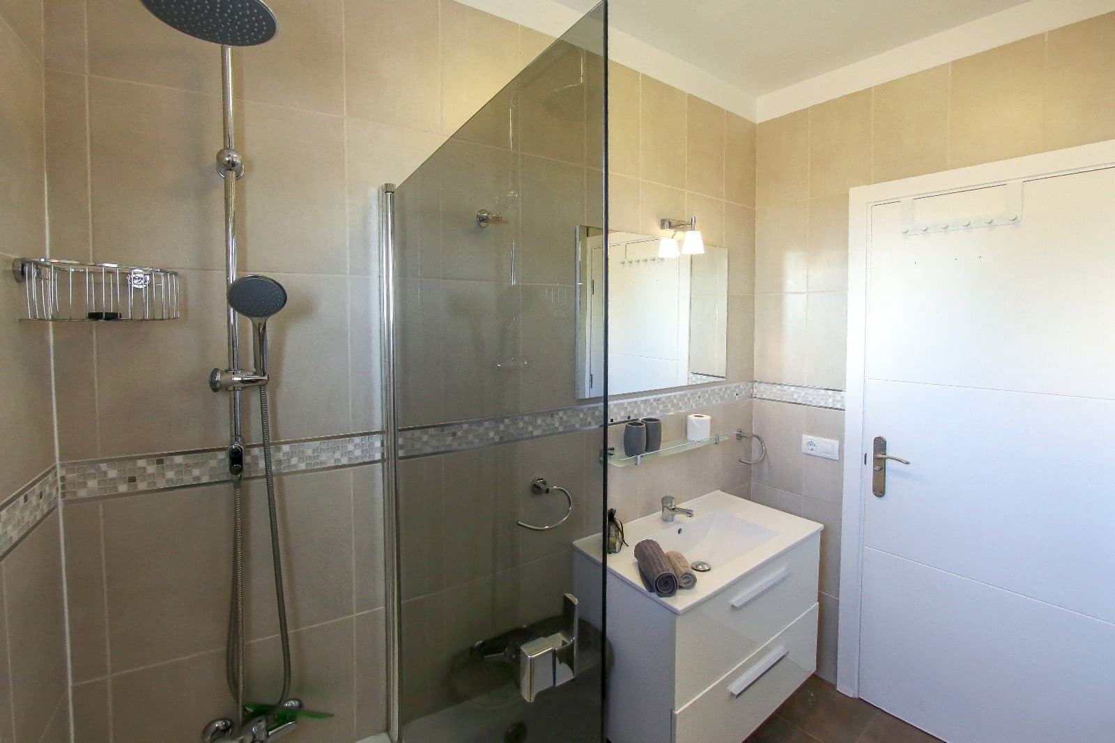 2 bedroom Apartment for sale in Costa Adeje with pool - € 395,000 (Ref: 9308224)