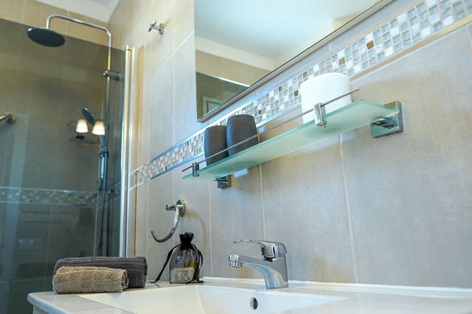 2 bedroom Apartment for sale in Costa Adeje with pool - € 395,000 (Ref: 9308224)