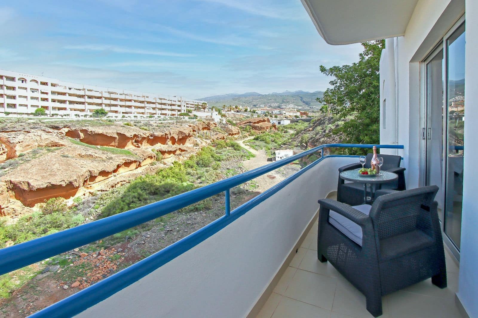 2 bedroom Apartment for sale in Costa Adeje with pool - € 395,000 (Ref: 9308224)