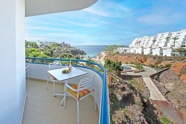 2 bedroom Apartment for sale in Costa Adeje, Adeje with pool - € 395,000 (Ref: 9308224)