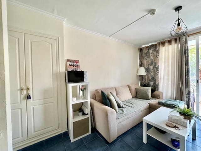 1 slaapkamer Appartement te koop in Playa de las Americas, Arona met zwembad - € 239.990 (Ref: 9312325)