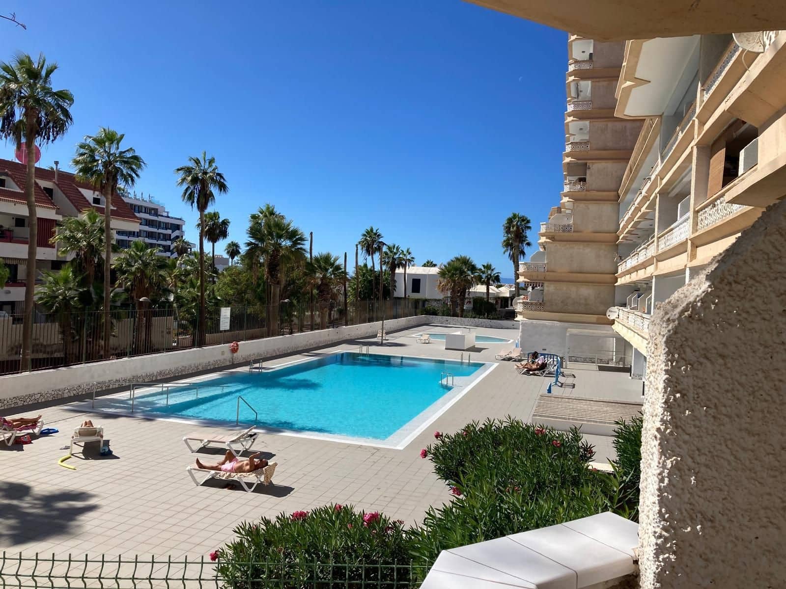 1 bedroom Apartment for sale in Playa de las Americas with pool - € 239,990 (Ref: 9312325)