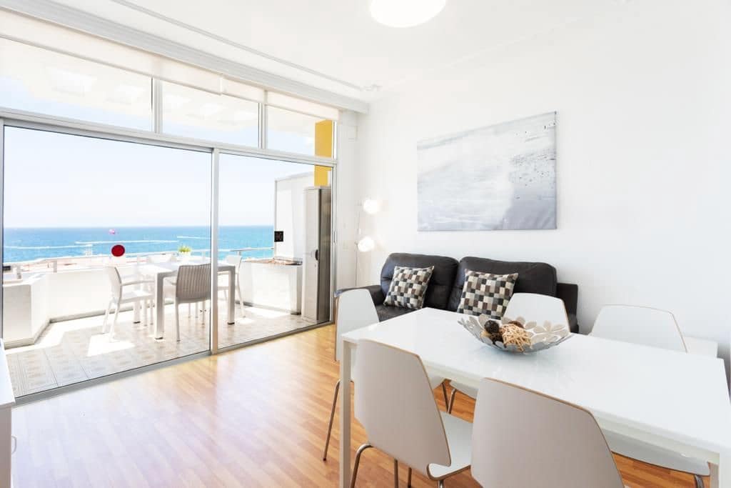 4 makuuhuone Huoneisto myytävänä paikassa Los Cristianos - 740 000 € (Ref: 9317223)