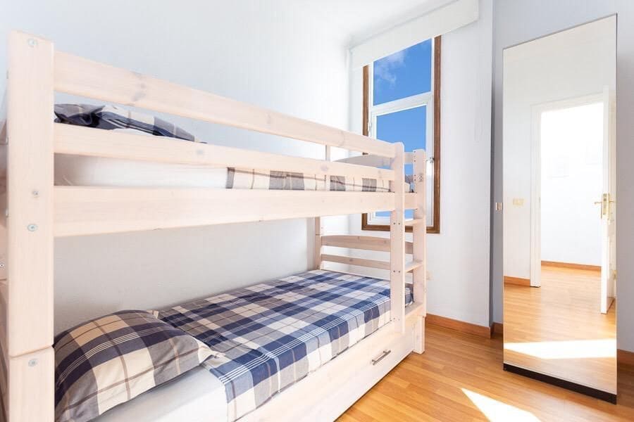 4 makuuhuone Huoneisto myytävänä paikassa Los Cristianos - 740 000 € (Ref: 9317223)