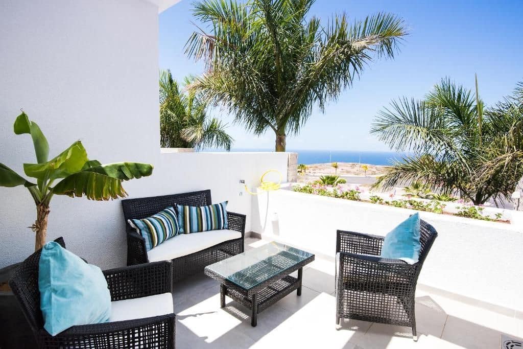 3 slaapkamer Villa te koop in Costa Adeje met zwembad garage - € 1.690.000 (Ref: 9317225)