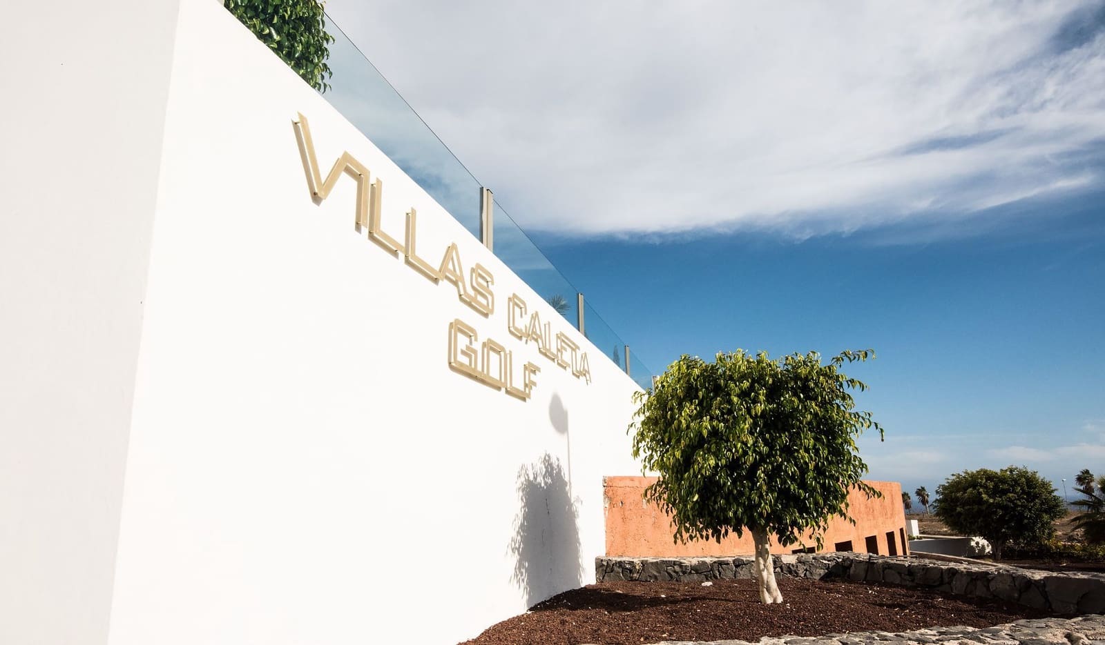 3 slaapkamer Villa te koop in Costa Adeje met zwembad garage - € 1.690.000 (Ref: 9317225)