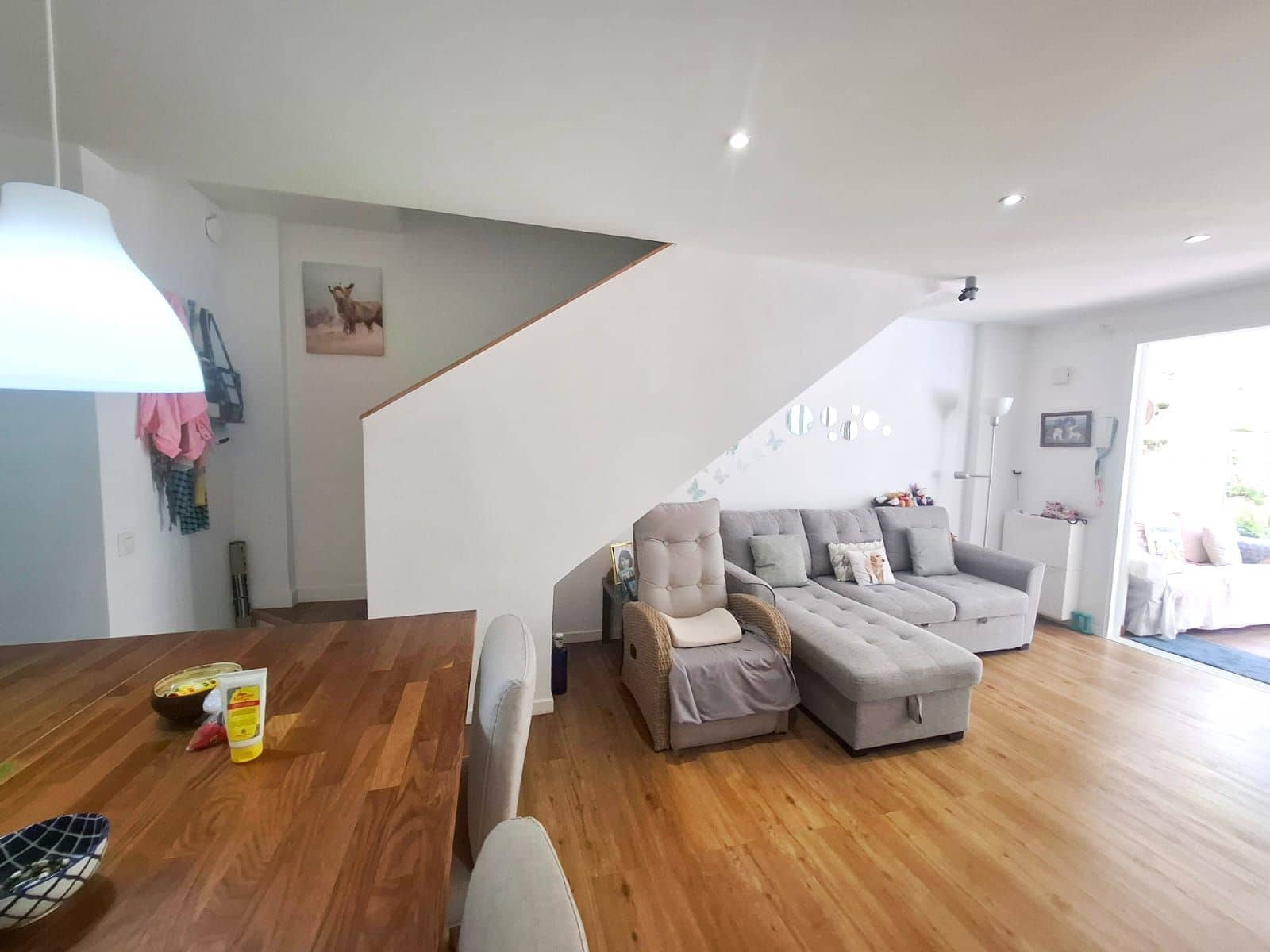 3 soverom Kjedet enebolig til salgs i Playa de las Americas med svømmebasseng garasje - € 650 000 (Ref: 9322459)