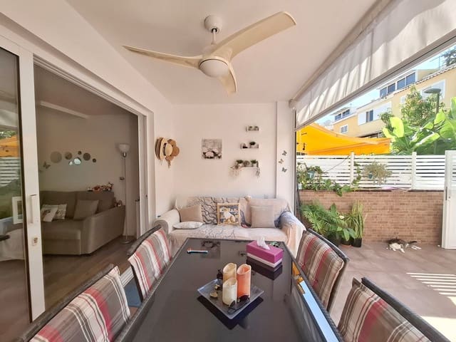 3 makuuhuone Paritalo myytävänä paikassa Playa de las Americas, Arona mukana uima-altaan 
autotalli - 650 000 € (Ref: 9322459)