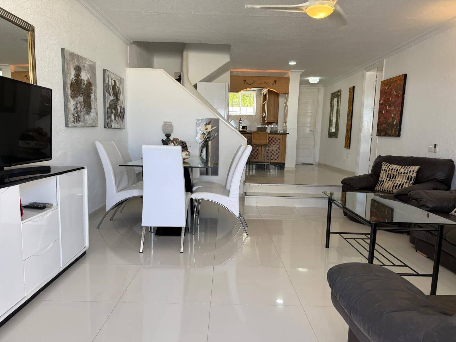 3 chambre Villa/Maison à vendre à Playa de las Americas avec piscine - 935 000 € (Ref: 9324229)