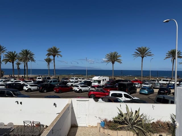 3 Zimmer Villa zu verkaufen in Playa de las Americas, Arona mit Pool - 935.000 € (Ref: 9324229)