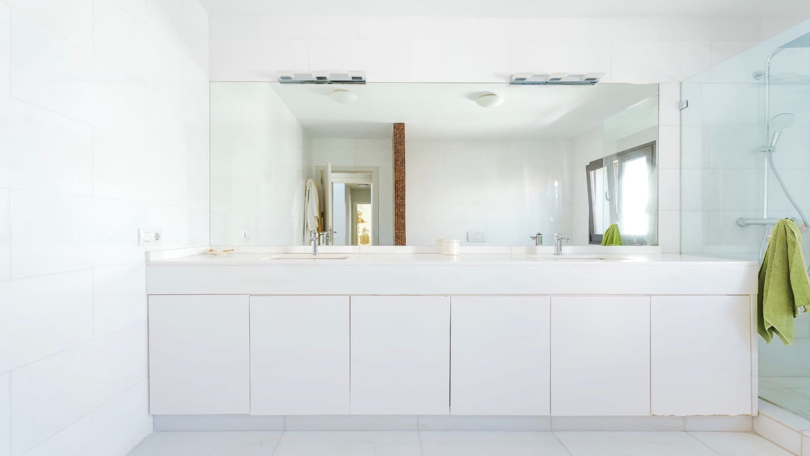 4 sovrum Villa till salu i El Madronal med pool garage - 2 730 000 € (Ref: 9325931)