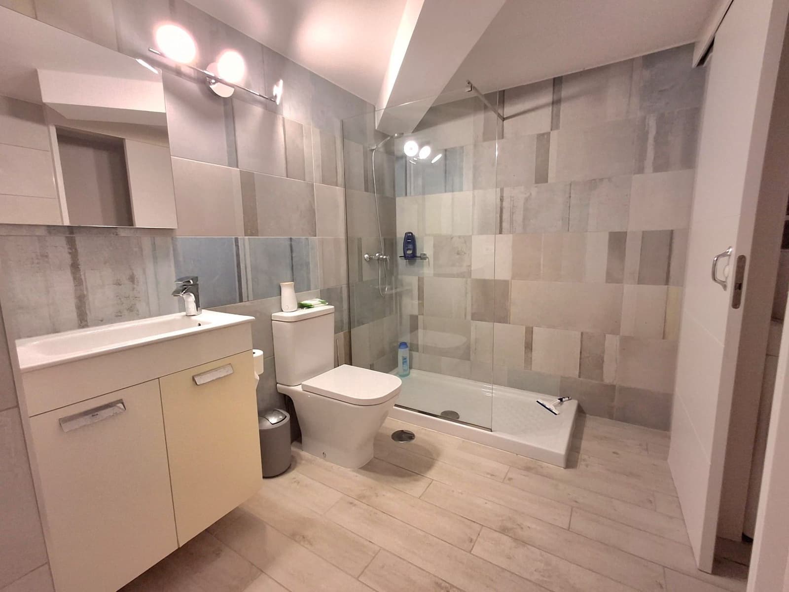 4 sovrum Semi-fristående Villa till salu i La Caleta Adeje med pool garage - 1 175 000 € (Ref: 9325934)