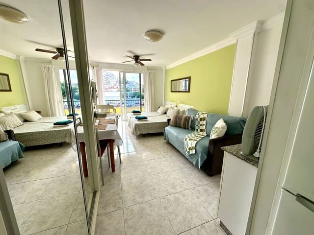 Appartement te koop in Playa de las Americas, Arona met zwembad - € 250.000 (Ref: 9341855)