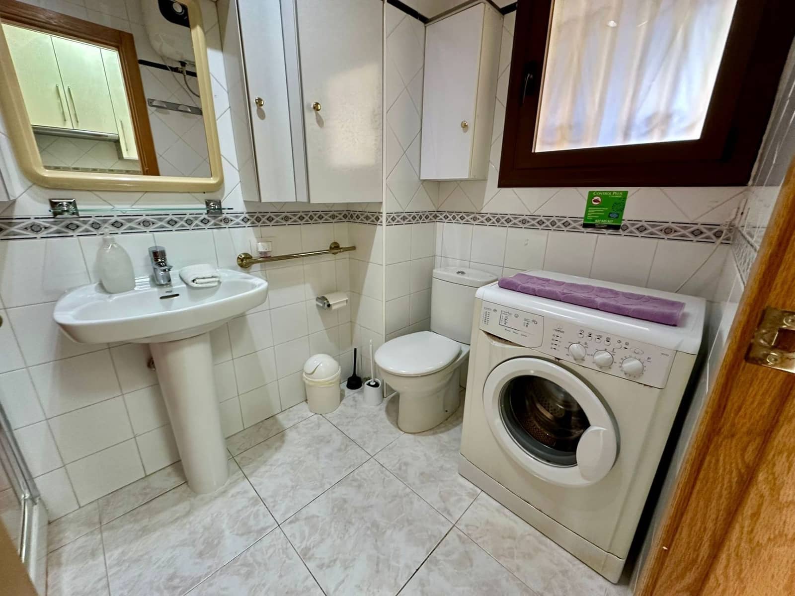 Appartement te koop in Playa de las Americas met zwembad - € 250.000 (Ref: 9341855)