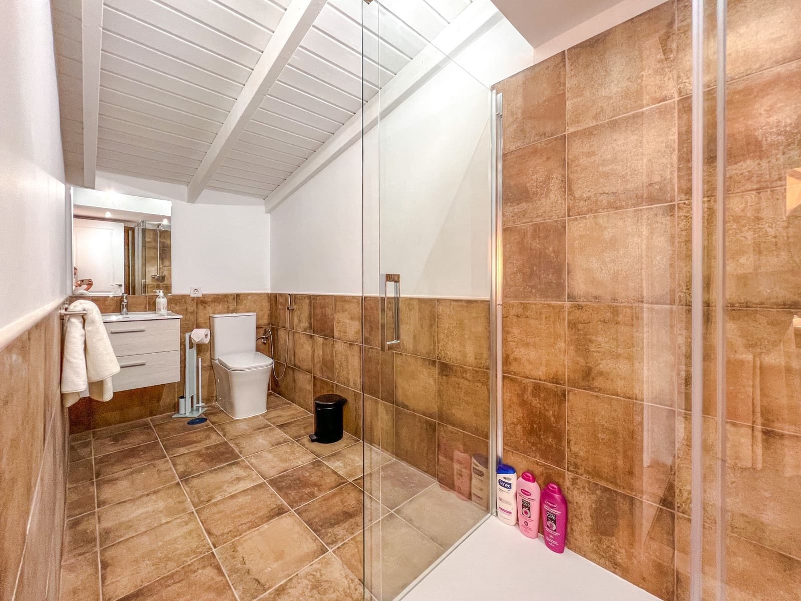 5 bedroom Finca/Country House for sale in Arico with pool garage - € 1,500,000 (Ref: 9355511)