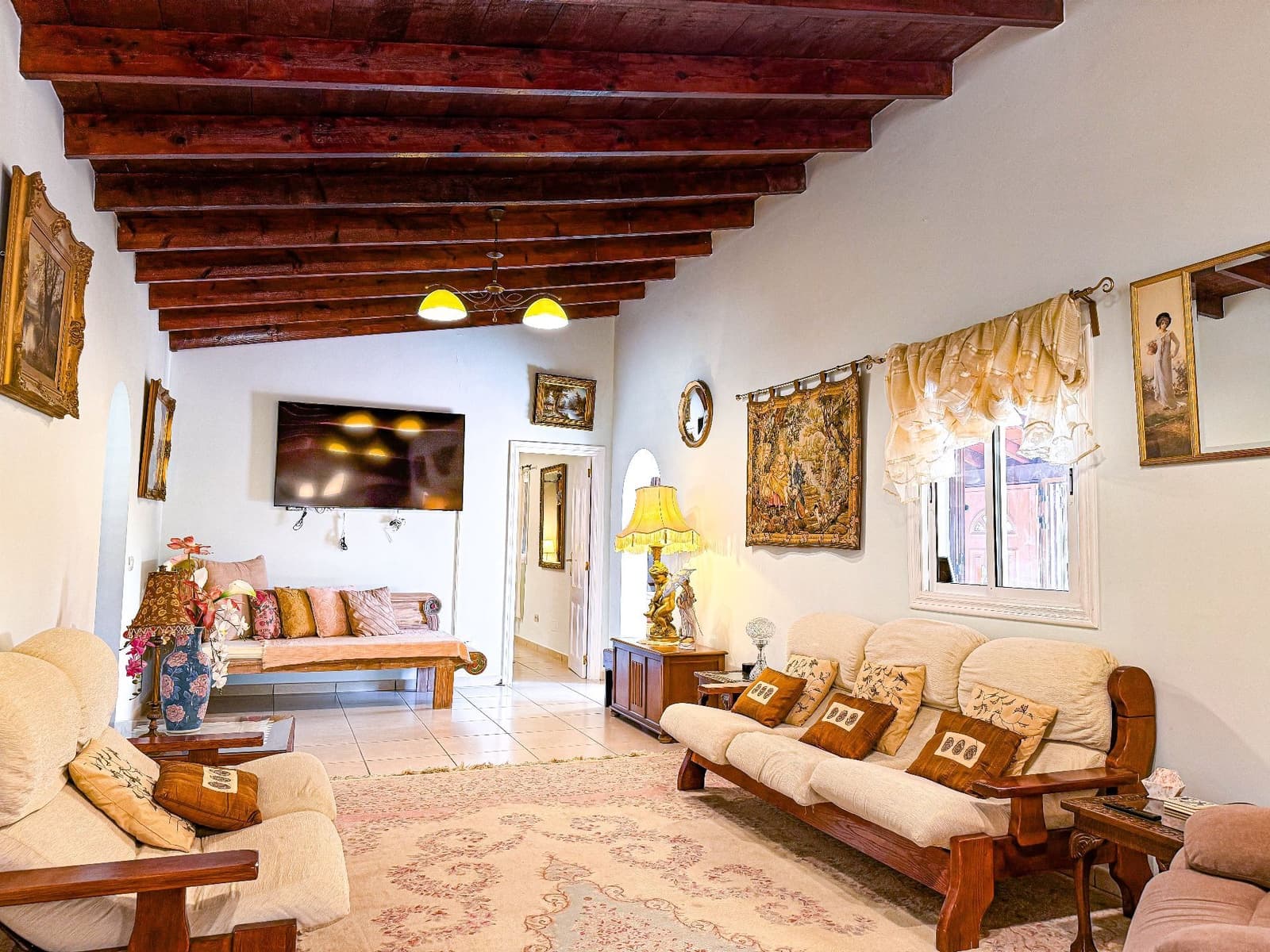 5 bedroom Finca/Country House for sale in Arico with pool garage - € 1,500,000 (Ref: 9355511)