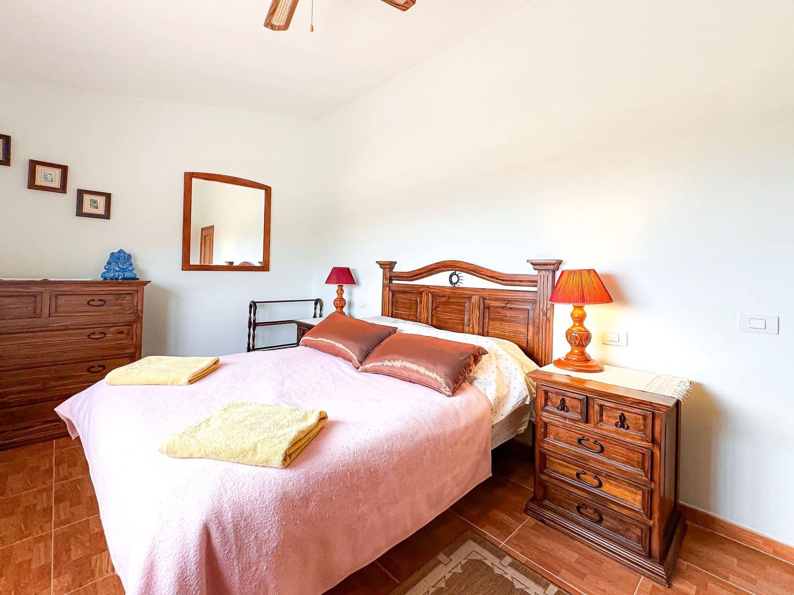 5 bedroom Finca/Country House for sale in Arico with pool garage - € 1,500,000 (Ref: 9355511)