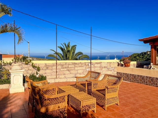 5 bedroom Finca/Country House for sale in Arico with pool garage - € 1,500,000 (Ref: 9355511)