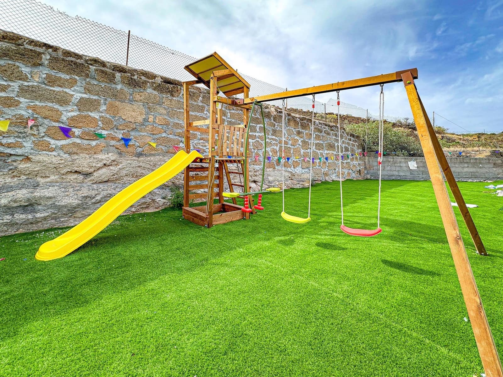 5 bedroom Finca/Country House for sale in Arico with pool garage - € 1,500,000 (Ref: 9355511)