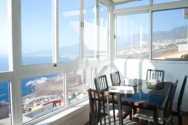 4 sovrum Villa till salu i Santa Cruz de Tenerife med garage - 372 000 € (Ref: 9371729)