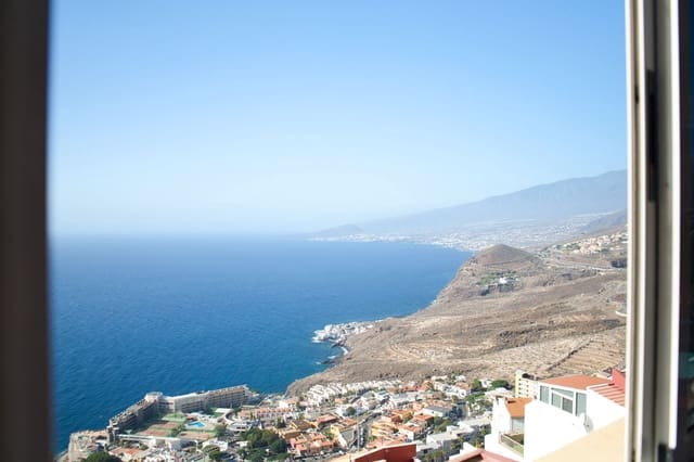 4 sovrum Villa till salu i Santa Cruz de Tenerife med garage - 372 000 € (Ref: 9371729)