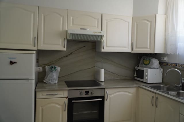 3 chambre Villa/Maison à vendre à Playa del Duque, Adeje avec piscine garage - 420 000 € (Ref: 9378722)