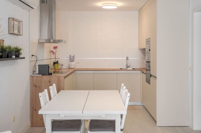 Apartamento de 2 habitaciones en Armeñime, Adeje en venta con garaje - 265.000 € (Ref: 9382331)