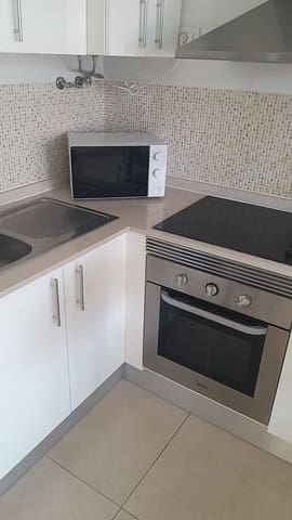 Apartamento en Los Cristianos, Arona en venta con piscina - 218.000 € (Ref: 9382332)